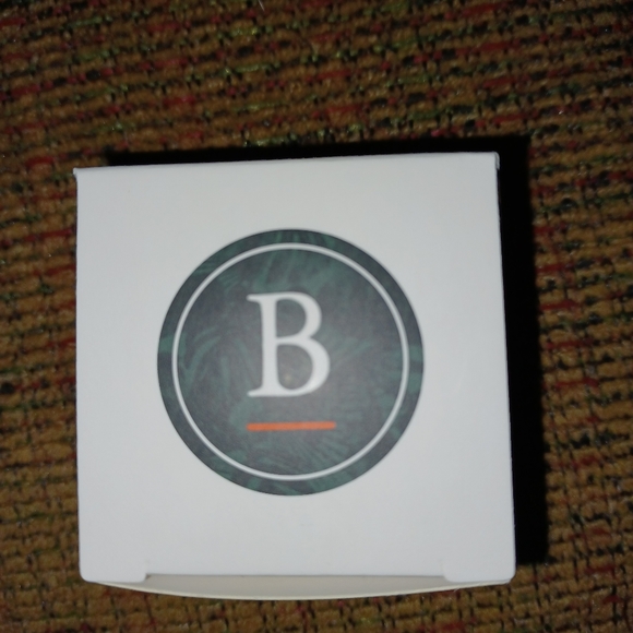 Bali Balm Pineapple Lip Scrub - Picture 2 of 4